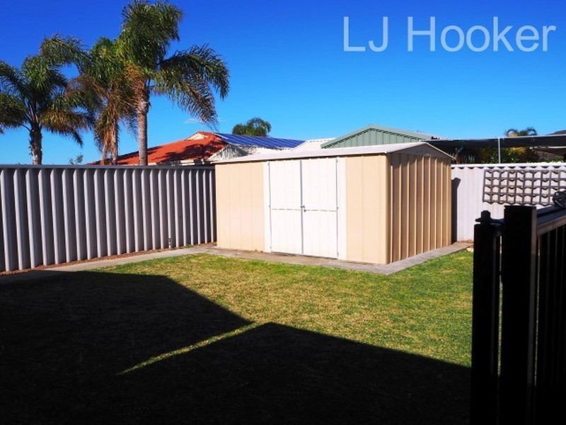 8 Caballo Court, Safety Bay WA 6169