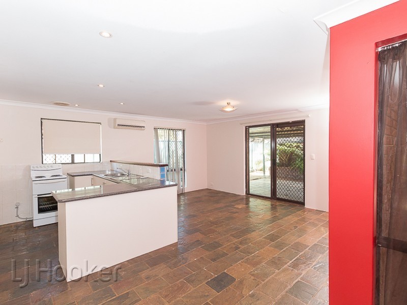 24 Carnegie Loop, Cooloongup WA 6168