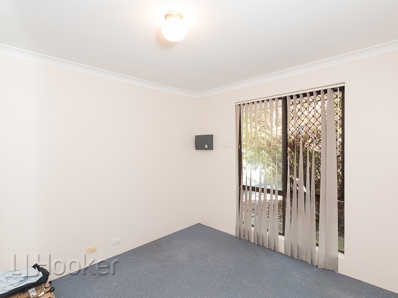24 Carnegie Loop, Cooloongup WA 6168