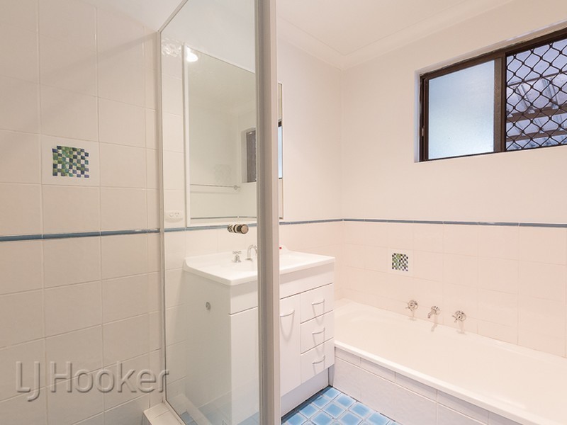 24 Carnegie Loop, Cooloongup WA 6168