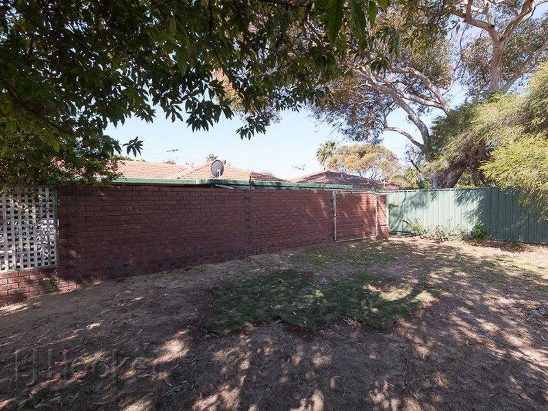 24 Carnegie Loop, Cooloongup WA 6168