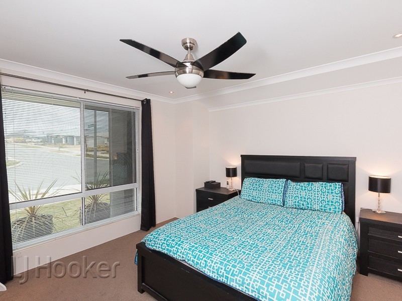 9 Strathallen Street, Baldivis WA 6171