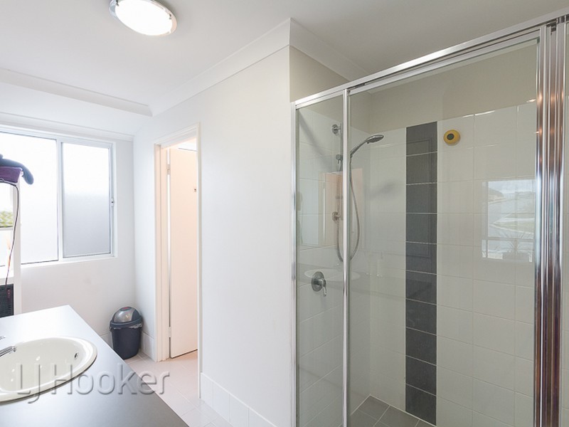 9 Strathallen Street, Baldivis WA 6171