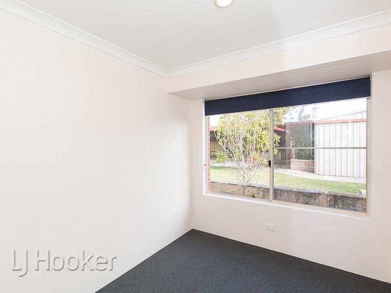 17 Mayflower Close, Port Kennedy WA 6172