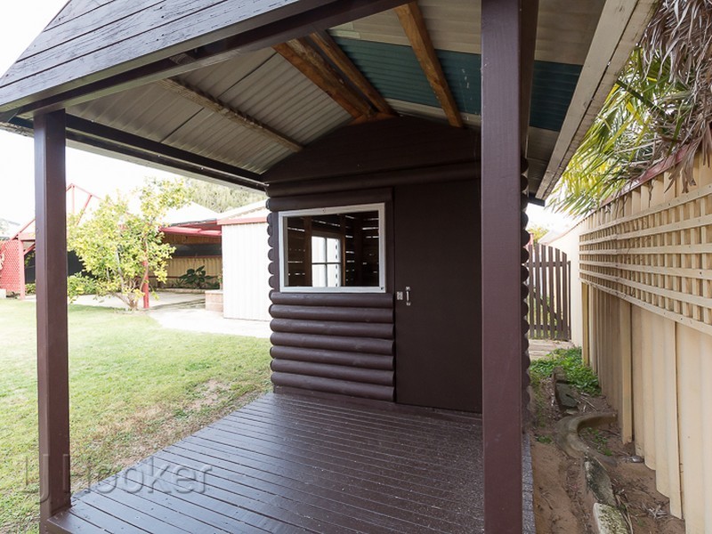 17 Mayflower Close, Port Kennedy WA 6172