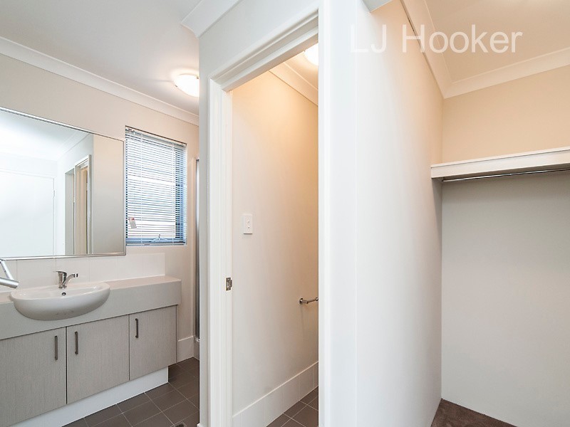 34 Serenity Street, Wellard WA 6170