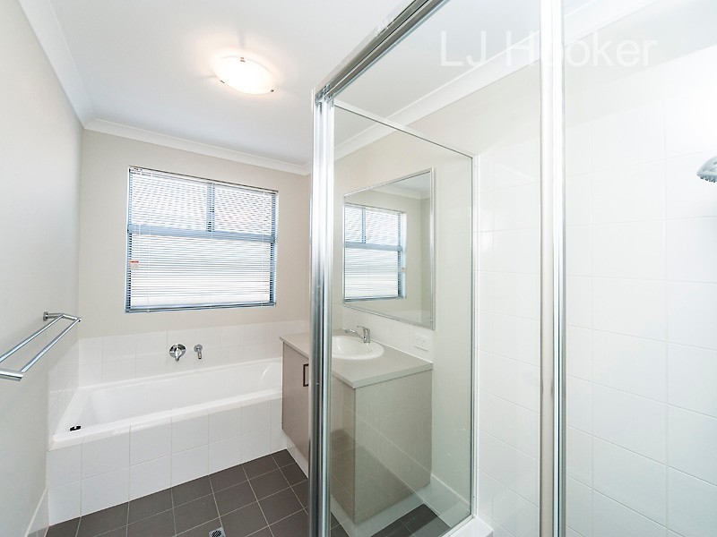 34 Serenity Street, Wellard WA 6170