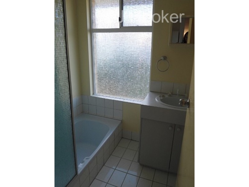 11 Silver Grove, Warnbro WA 6169