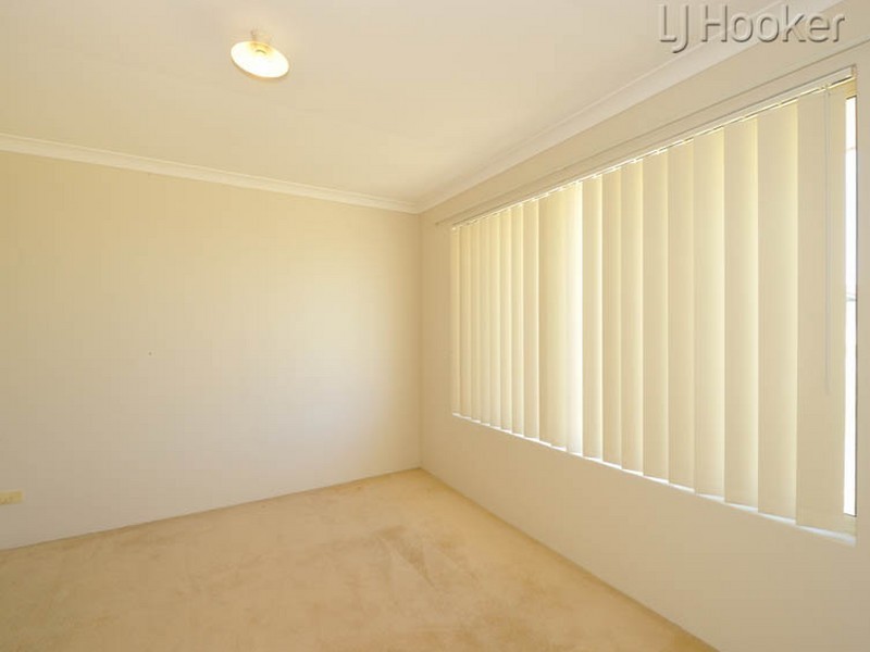 35 Mayflower Close, Port Kennedy WA 6172