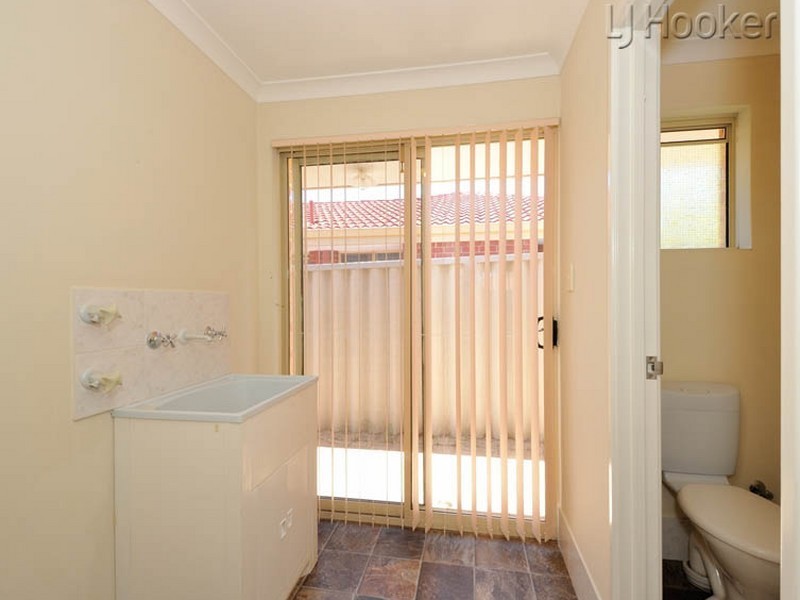 35 Mayflower Close, Port Kennedy WA 6172