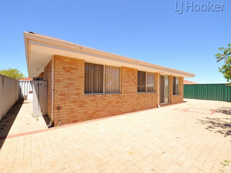 35 Mayflower Close, Port Kennedy WA 6172