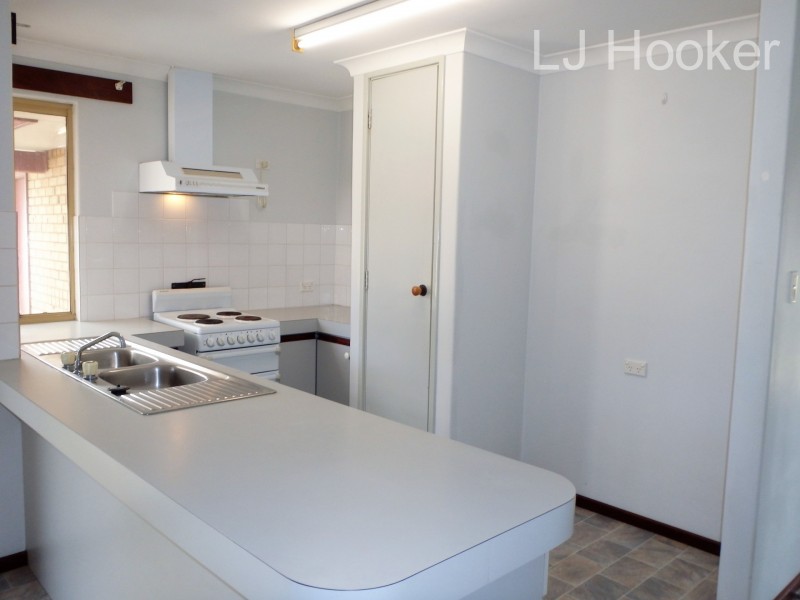 14 Georgetown Drive, Safety Bay WA 6169