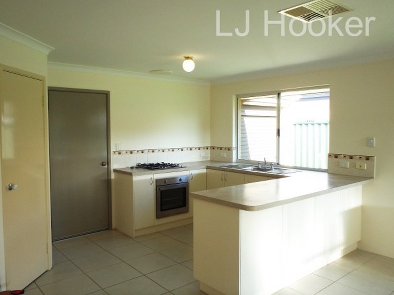 31 Antonio Circuit, Port Kennedy WA 6172