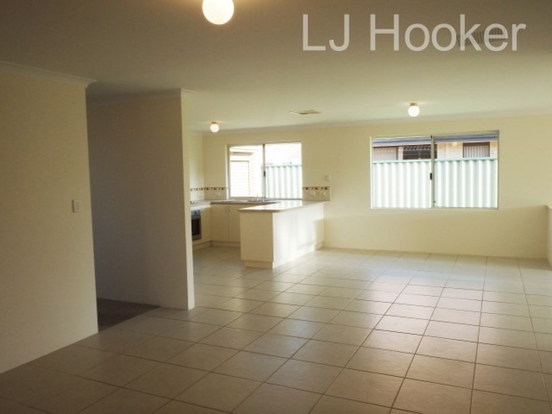 31 Antonio Circuit, Port Kennedy WA 6172