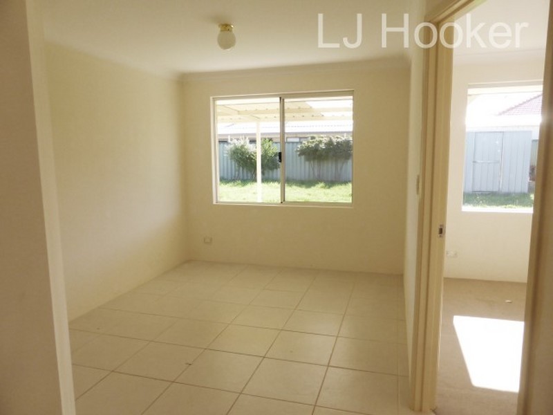 31 Antonio Circuit, Port Kennedy WA 6172