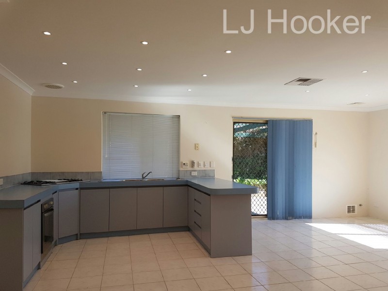 52 Perham Crescent, Leda WA 6170