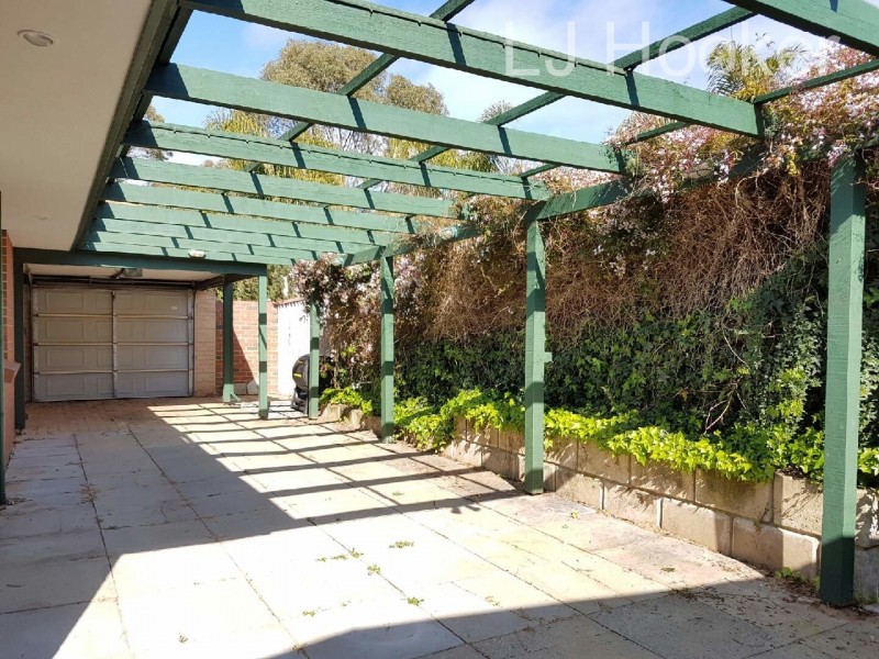 52 Perham Crescent, Leda WA 6170