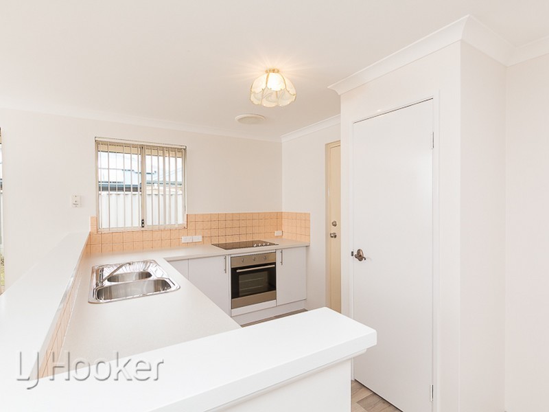 12 Seaspray Place, Waikiki WA 6169