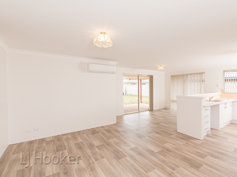 12 Seaspray Place, Waikiki WA 6169