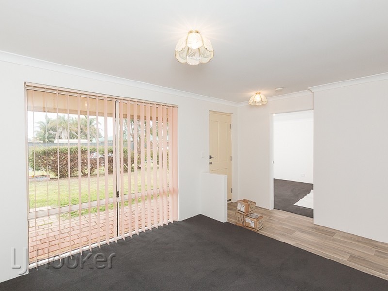 12 Seaspray Place, Waikiki WA 6169