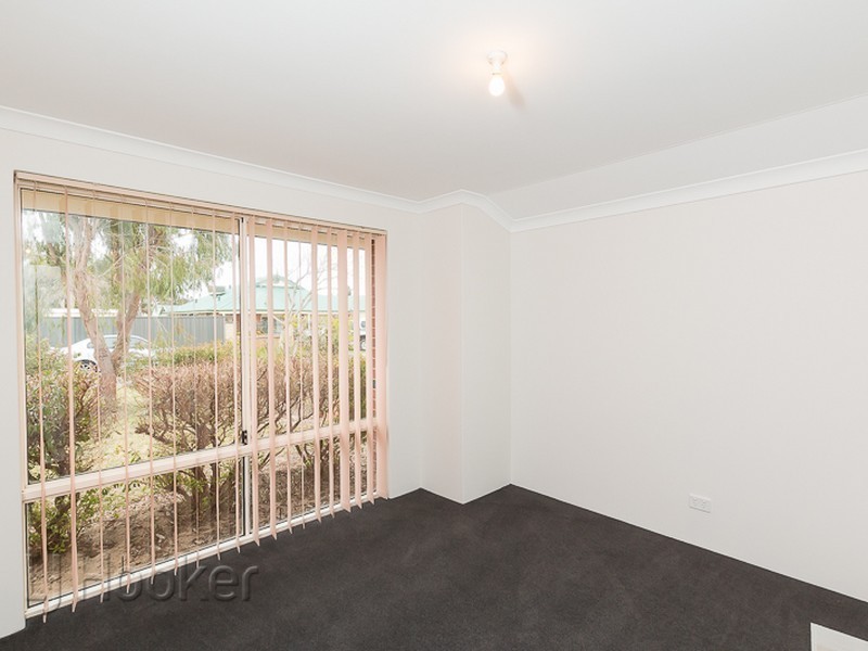 12 Seaspray Place, Waikiki WA 6169