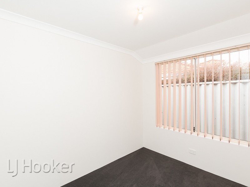 12 Seaspray Place, Waikiki WA 6169