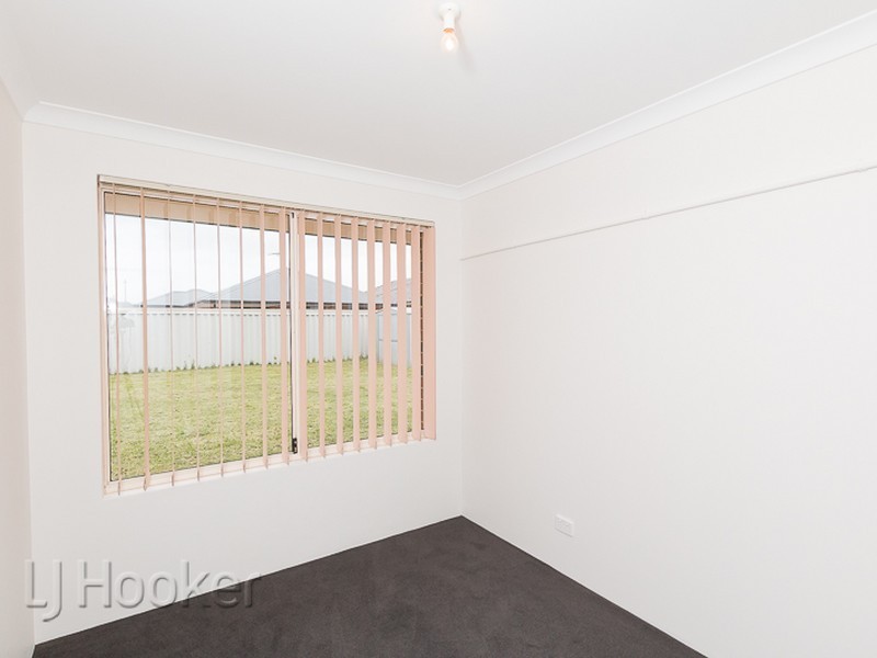 12 Seaspray Place, Waikiki WA 6169