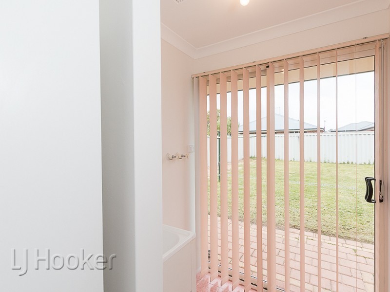 12 Seaspray Place, Waikiki WA 6169