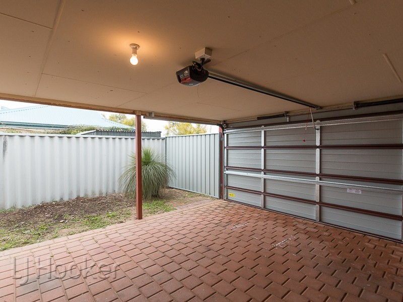 12 Seaspray Place, Waikiki WA 6169