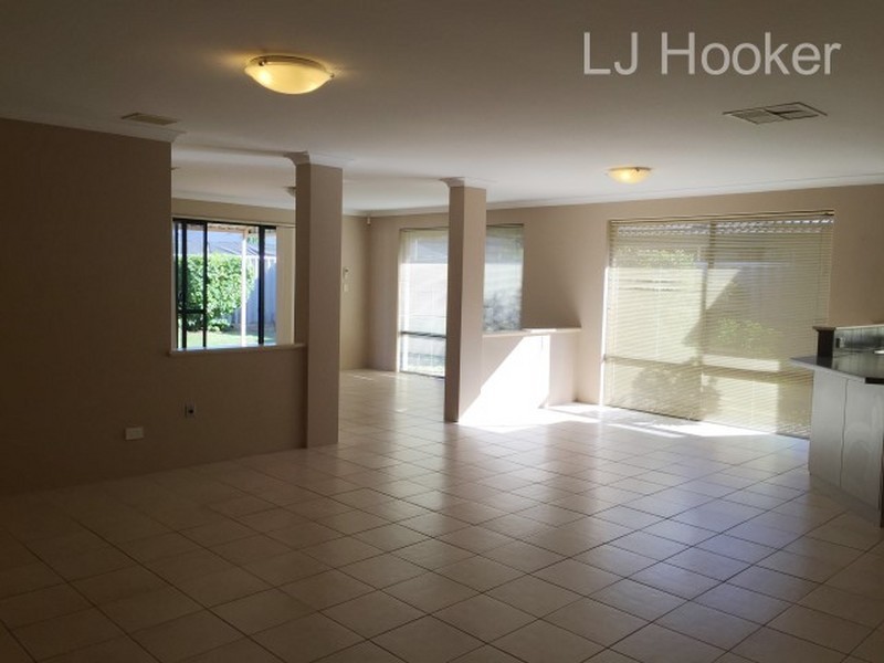 6 Freshwater Way, Secret Harbour WA 6173