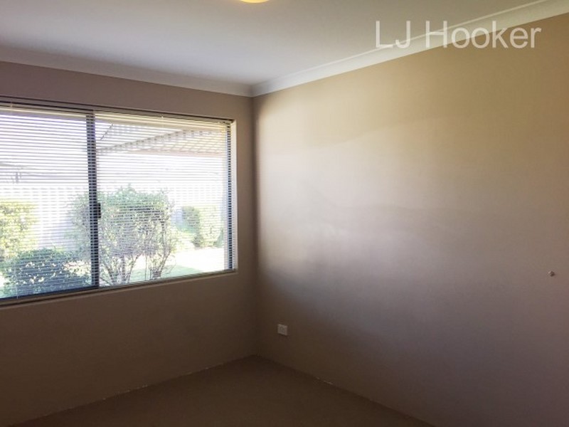 6 Freshwater Way, Secret Harbour WA 6173