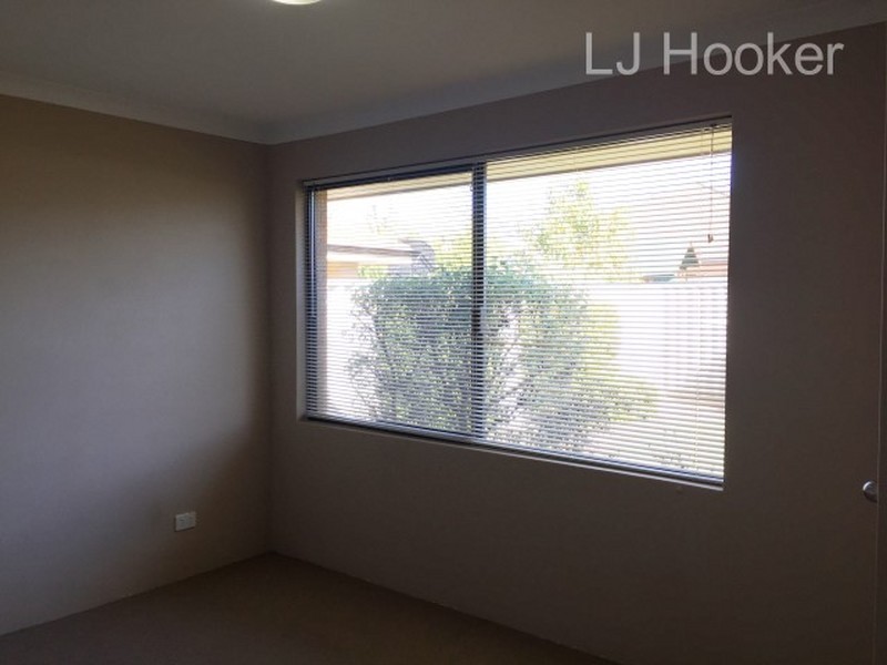 6 Freshwater Way, Secret Harbour WA 6173