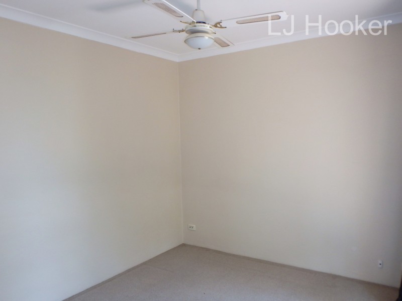4 Darkins Retreat, Parmelia WA 6167