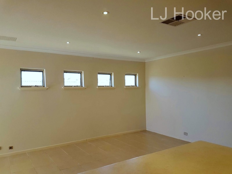 21 Swanbourne Avenue, Secret Harbour WA 6173