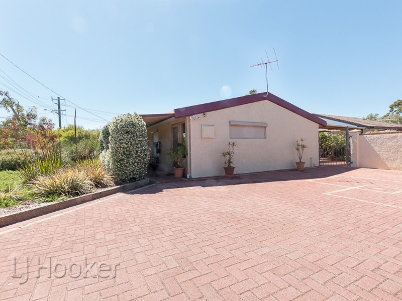 30 Adina Way, Rockingham WA 6168