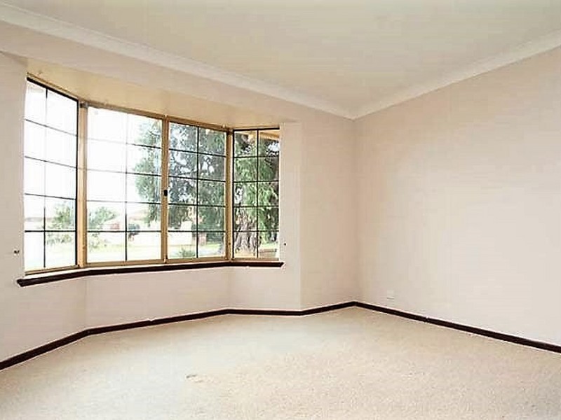 14 Abalone Crescent, Waikiki WA 6169