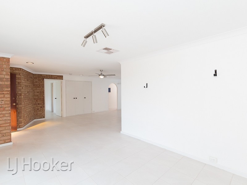 29 Malibu Road, Safety Bay WA 6169