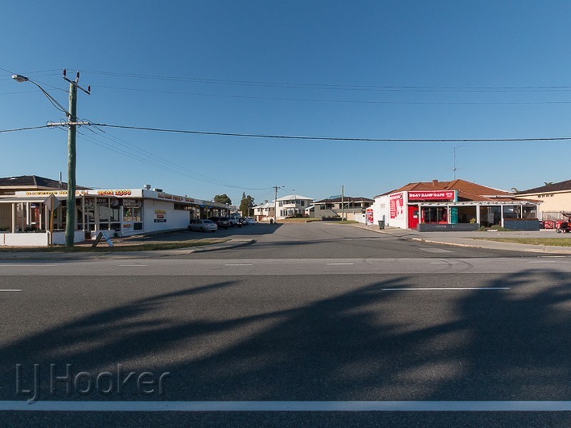 29 Malibu Road, Safety Bay WA 6169