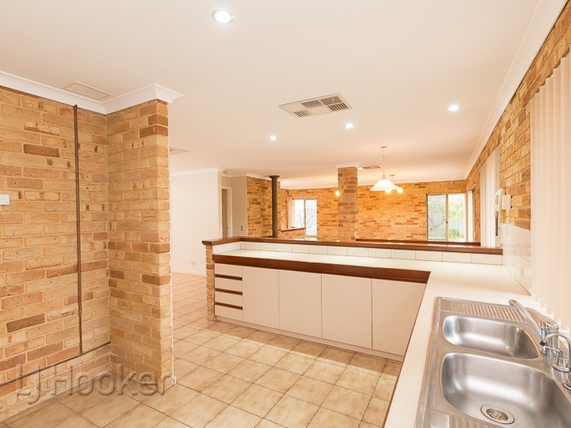 27 Frigate Close, Waikiki WA 6169