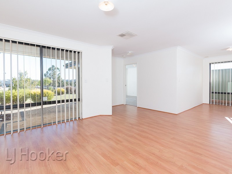 12 Searchers Crescent, Baldivis WA 6171