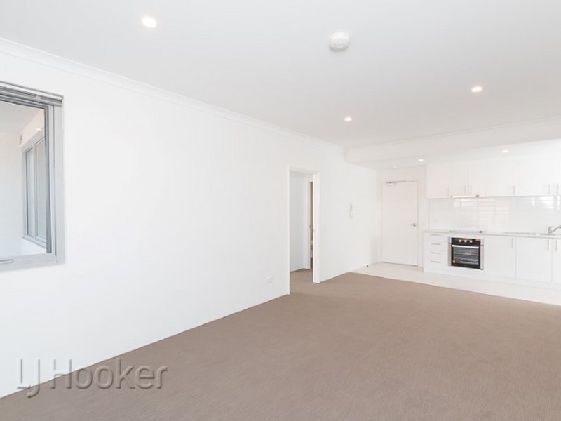 7/102 Kent Street, Rockingham WA 6168