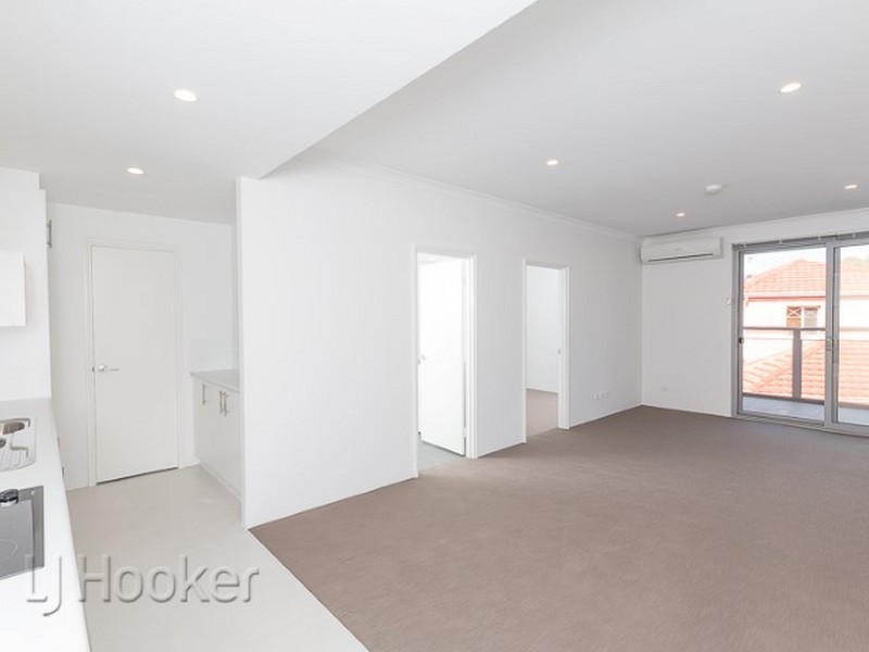 7/102 Kent Street, Rockingham WA 6168