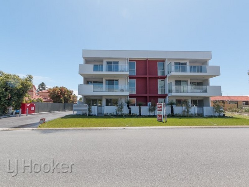 6/102 Kent Street, Rockingham WA 6168
