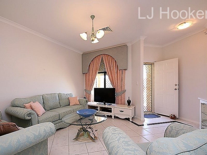 196 Fendam Street, Warnbro WA 6169