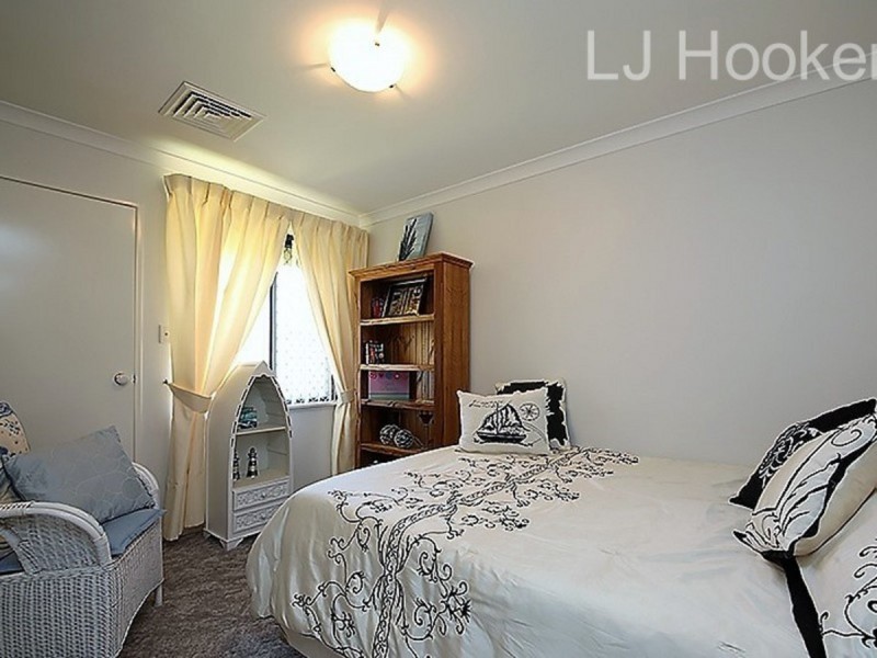 196 Fendam Street, Warnbro WA 6169