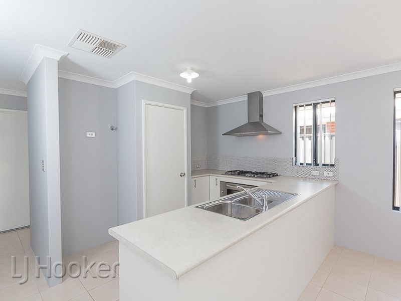 19 Ravensfield Road, Baldivis WA 6171