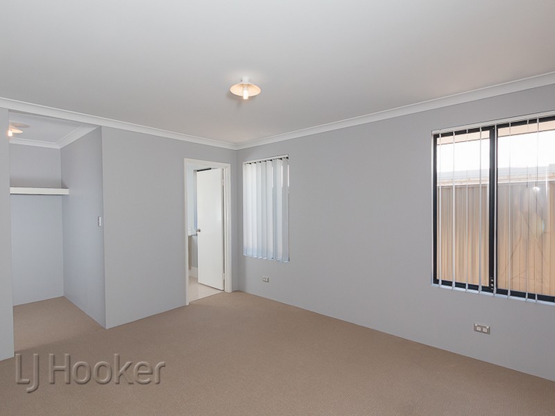 19 Ravensfield Road, Baldivis WA 6171