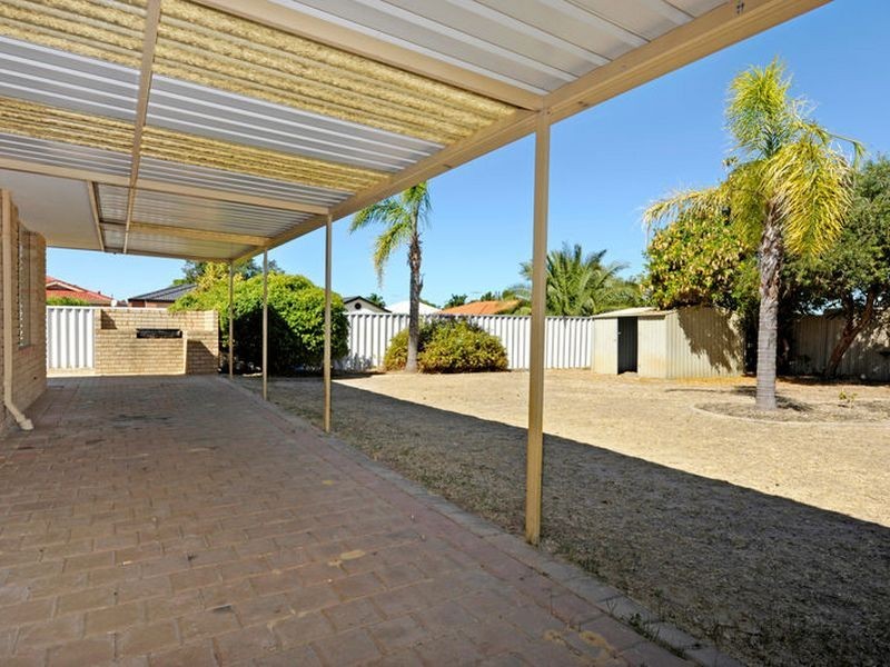 6 Gibb Road, Waikiki WA 6169