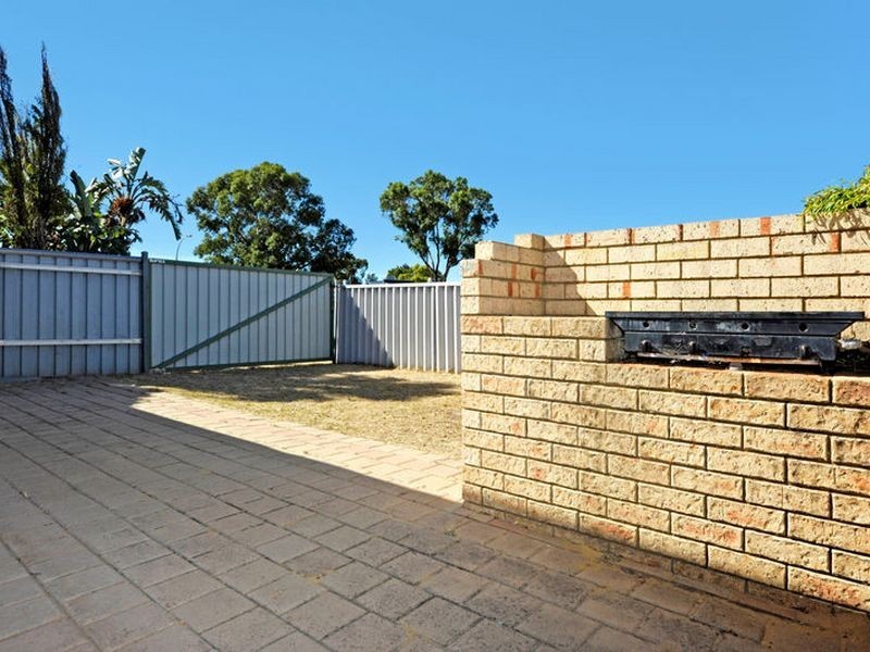 6 Gibb Road, Waikiki WA 6169