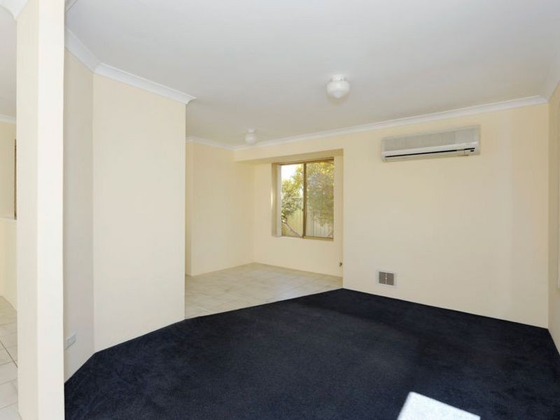 6 Gibb Road, Waikiki WA 6169